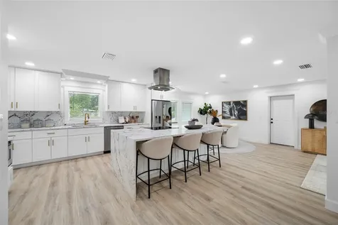 380 Villagrande Avenue S St Petersburg FL 33707