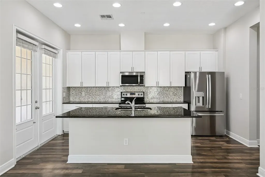 1016 Parma Circle Lake Mary FL 32746