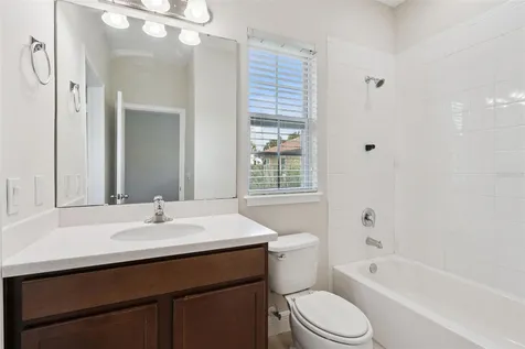 1016 Parma Circle Lake Mary FL 32746