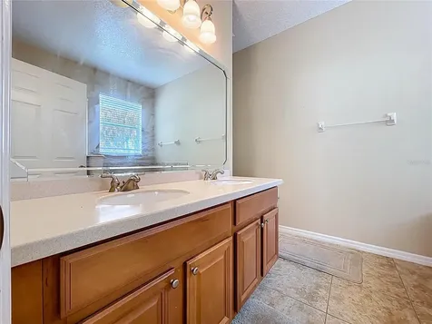 123 Preston Avenue Davenport FL 33837