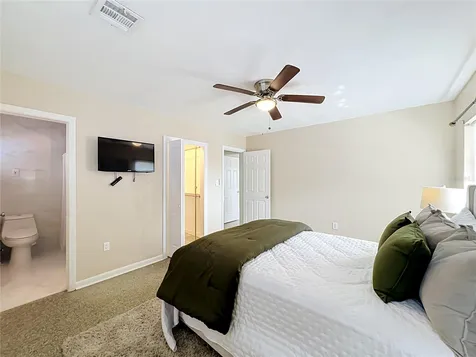 52 Clark Street Oviedo FL 32765