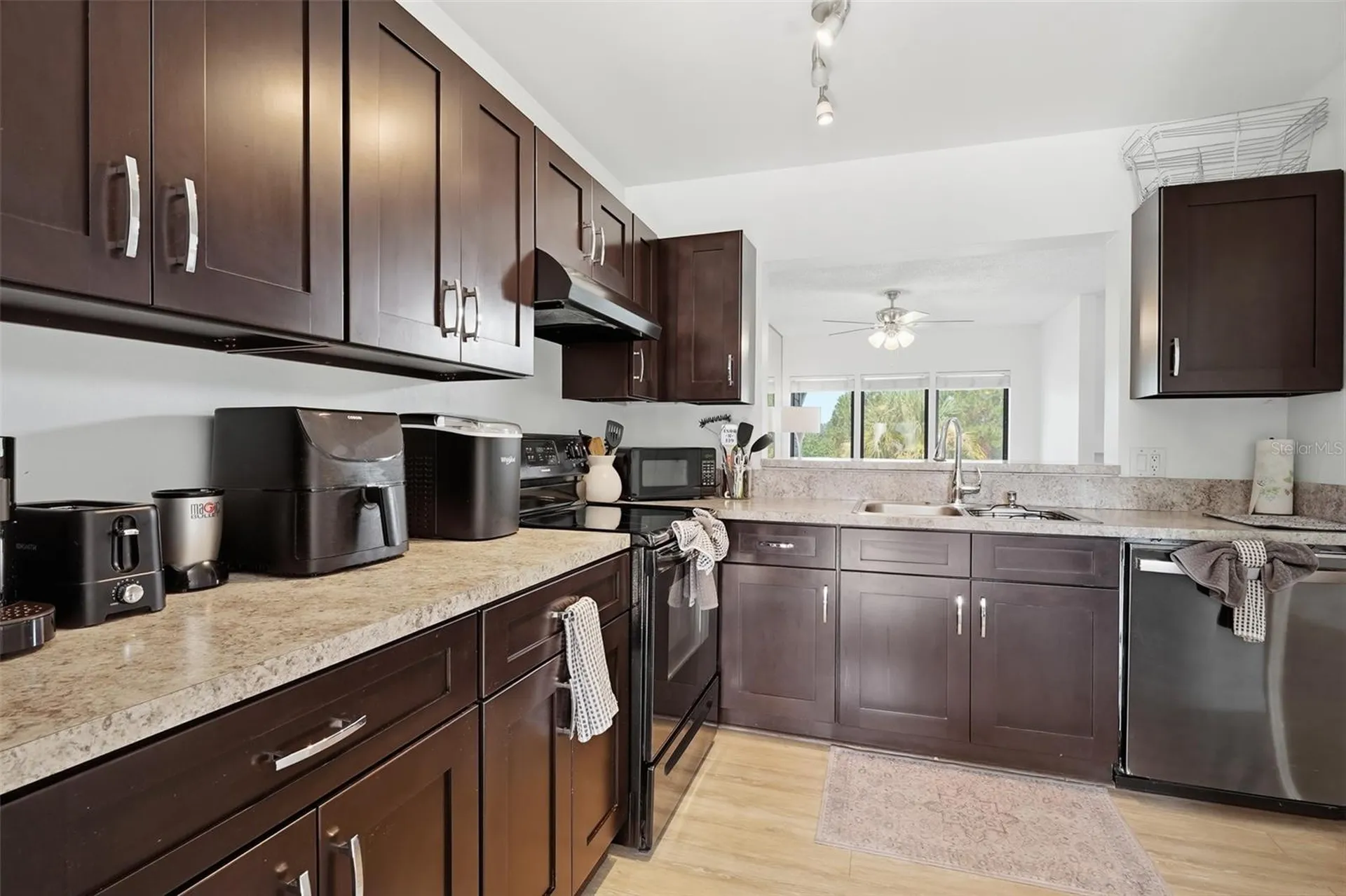 2216 Stonington Avenue Orlando FL 32817