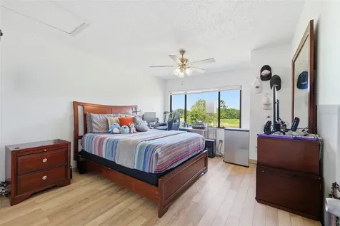 2216 Stonington Avenue Orlando FL 32817