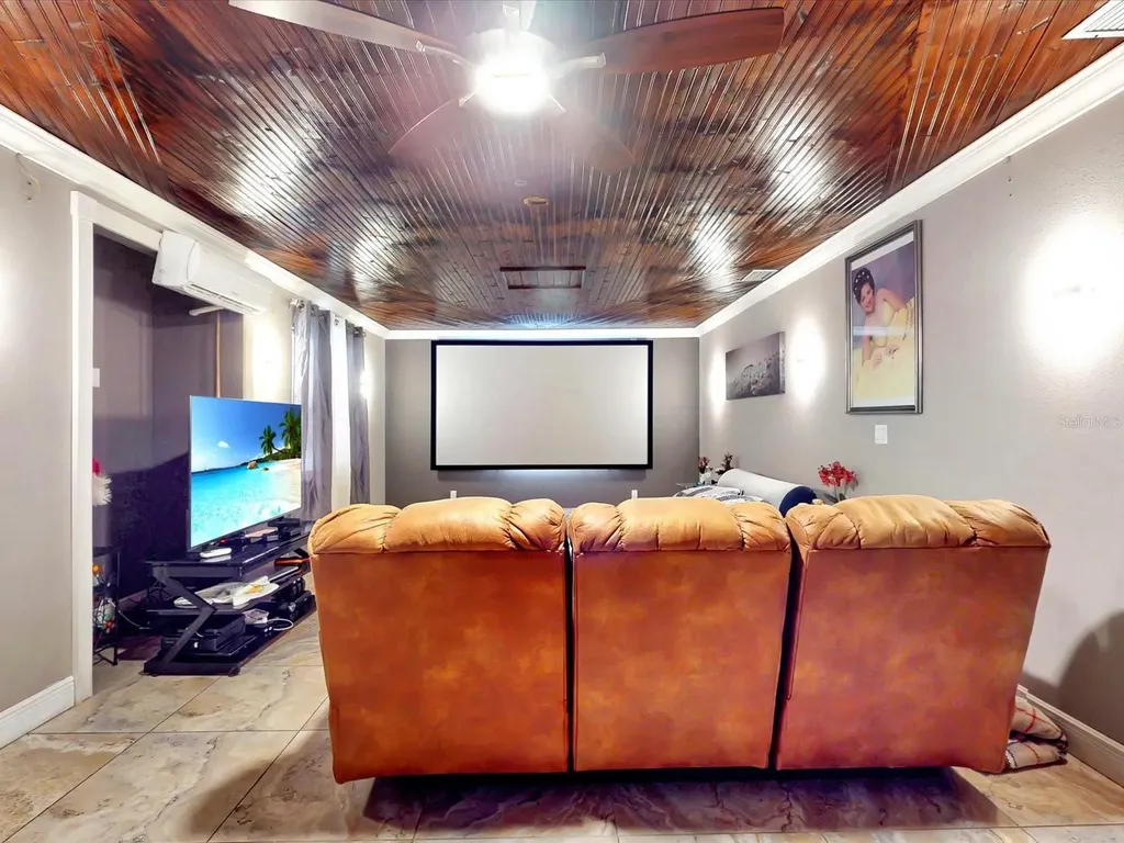 923 Keats Avenue Orlando FL 32809
