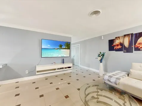 923 Keats Avenue Orlando FL 32809