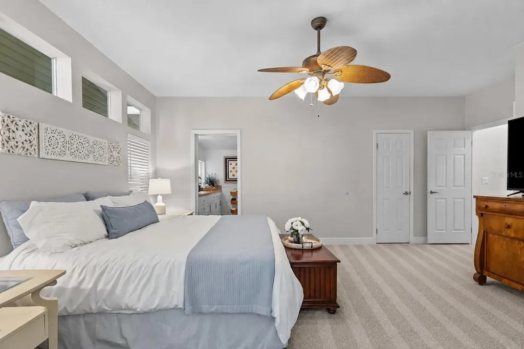 1710 Indiana Avenue Bradenton FL 34207