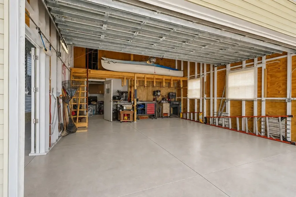 1710 Indiana Avenue Bradenton FL 34207