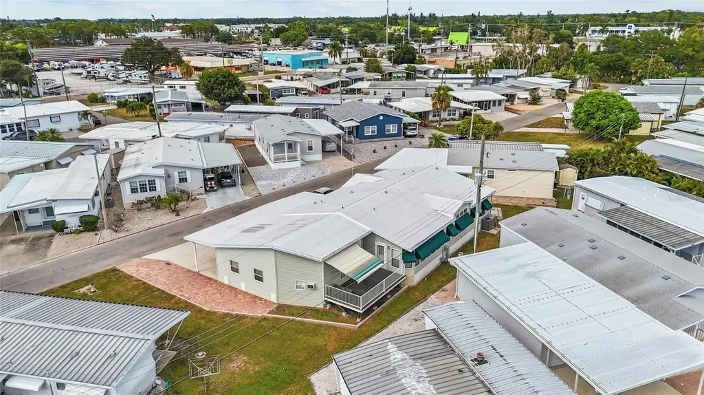 1710 Indiana Avenue Bradenton FL 34207