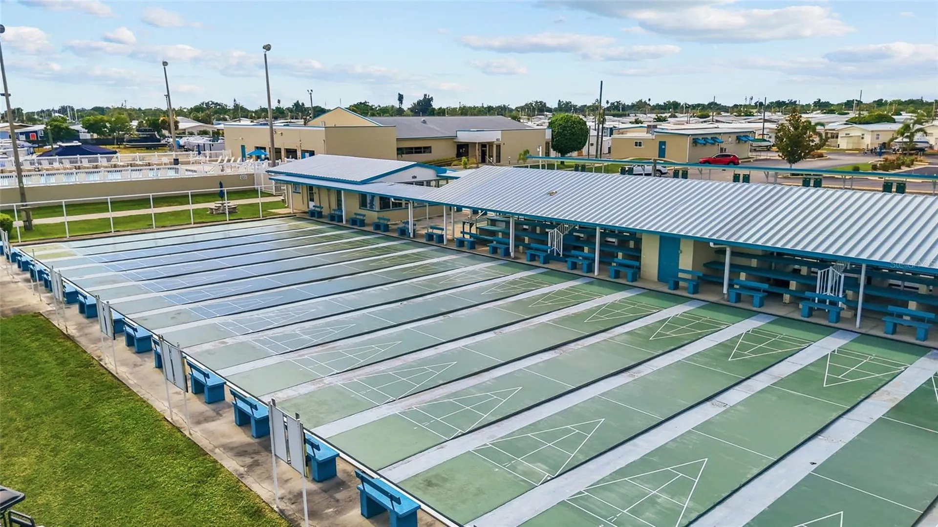 1710 Indiana Avenue Bradenton FL 34207