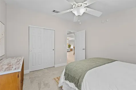 1710 Indiana Avenue Bradenton FL 34207