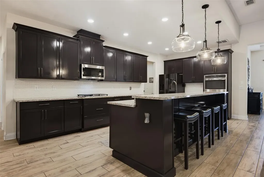 143 Rosa Bella View Debary FL 32713