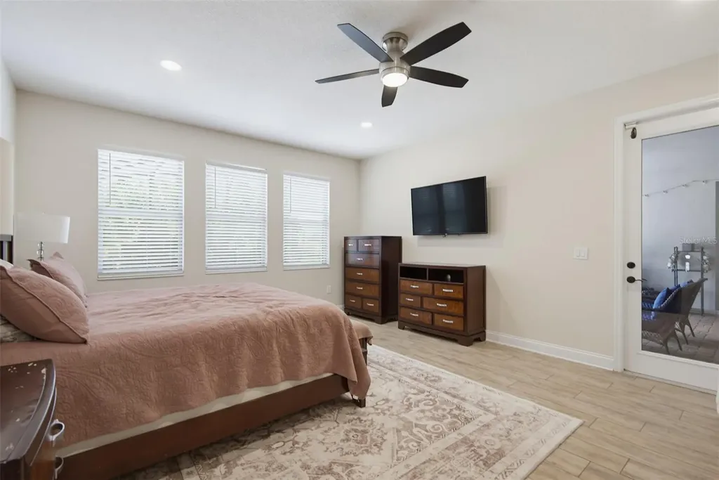 143 Rosa Bella View Debary FL 32713