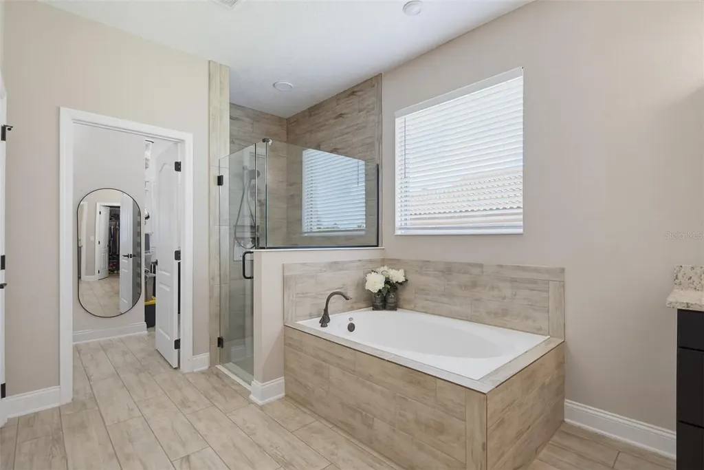 143 Rosa Bella View Debary FL 32713