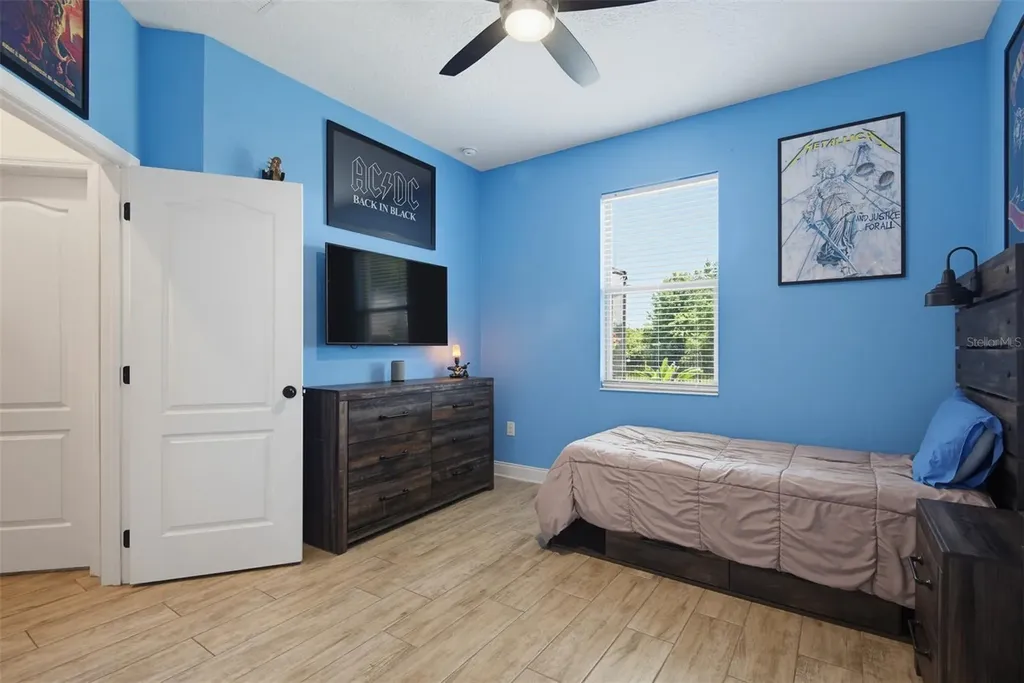 143 Rosa Bella View Debary FL 32713