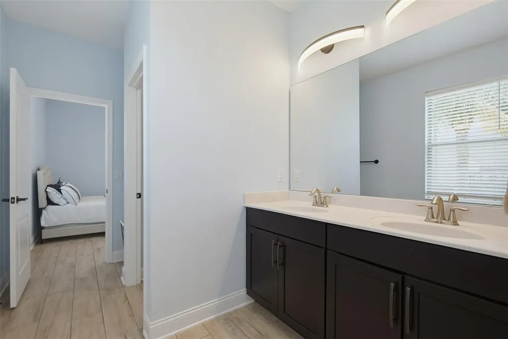 143 Rosa Bella View Debary FL 32713