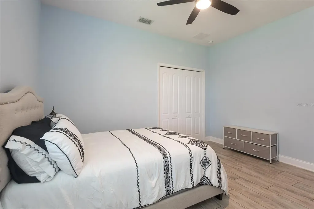 143 Rosa Bella View Debary FL 32713