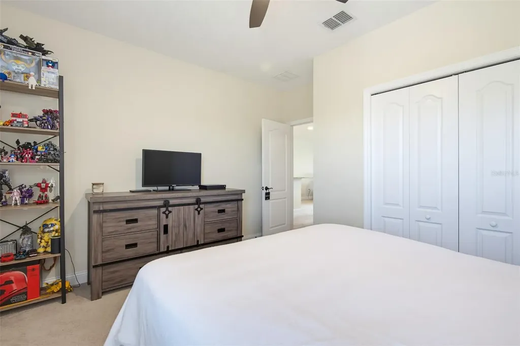 143 Rosa Bella View Debary FL 32713