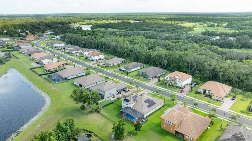 143 Rosa Bella View Debary FL 32713