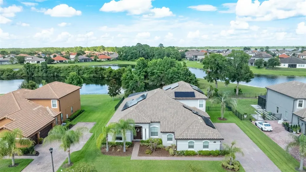 143 Rosa Bella View Debary FL 32713