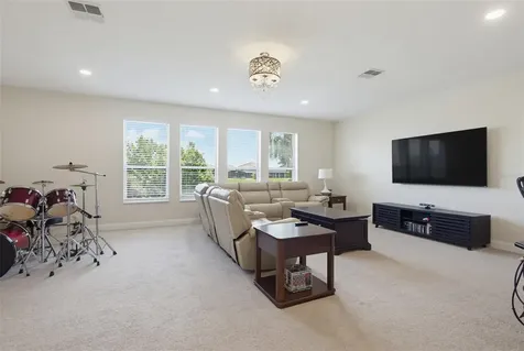 143 Rosa Bella View Debary FL 32713