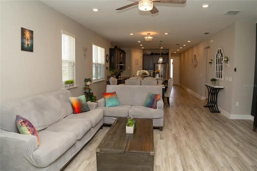 1932 Chickasaw Boulevard Davenport FL 33837