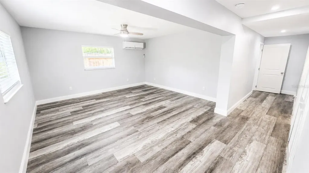 2728 Goodrich Avenue Sarasota FL 34234