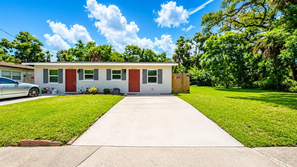 2728 Goodrich Avenue Sarasota FL 34234