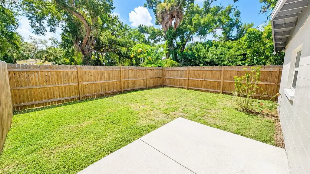 2728 Goodrich Avenue Sarasota FL 34234
