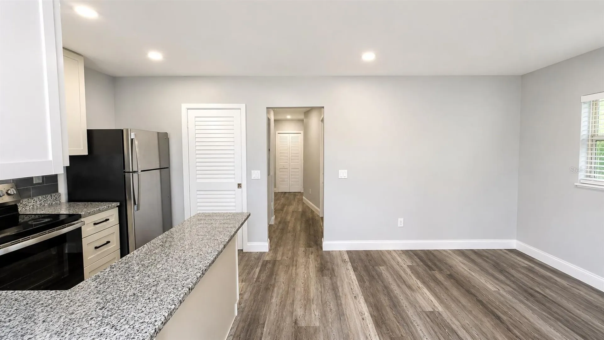 2728 Goodrich Avenue Sarasota FL 34234