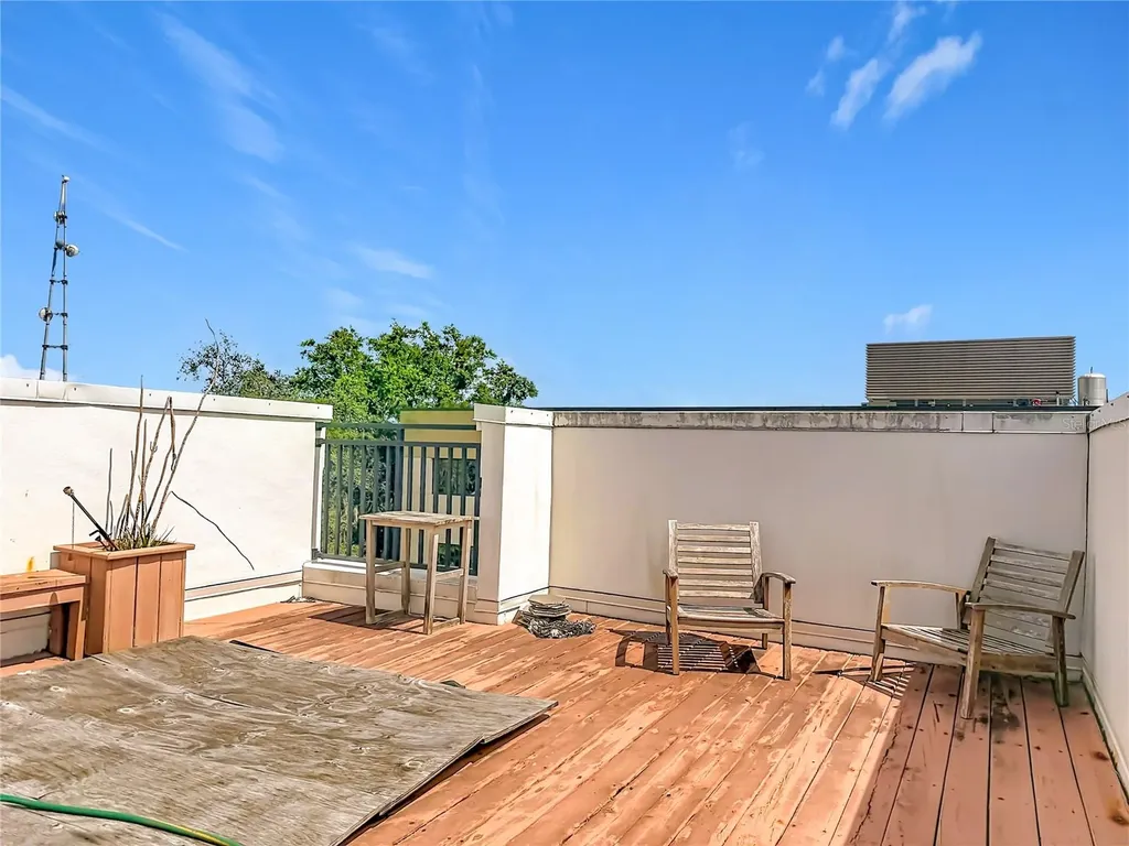 465 E South Street Orlando FL 32801