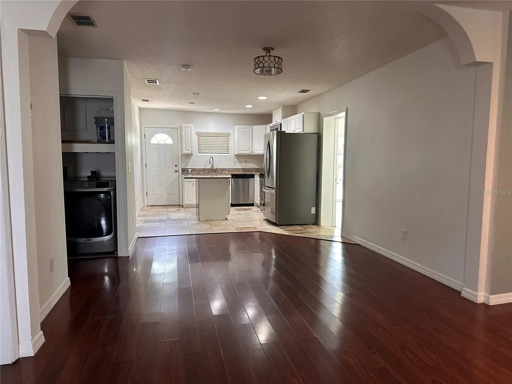 809 W Hiawatha Street Tampa FL 33604