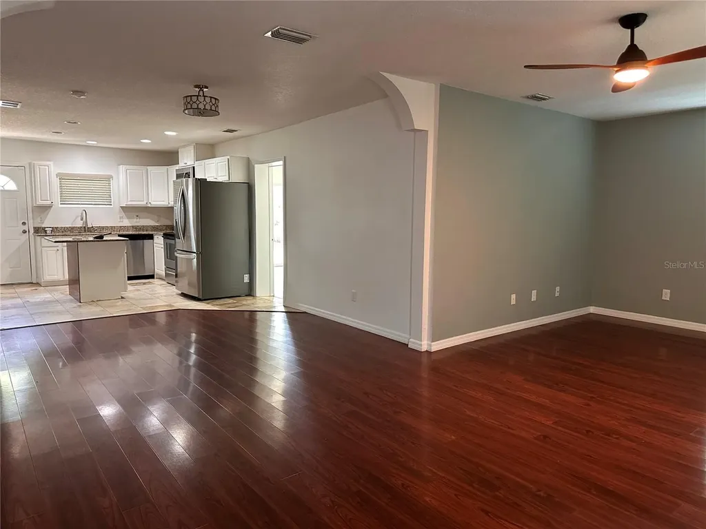 809 W Hiawatha Street Tampa FL 33604
