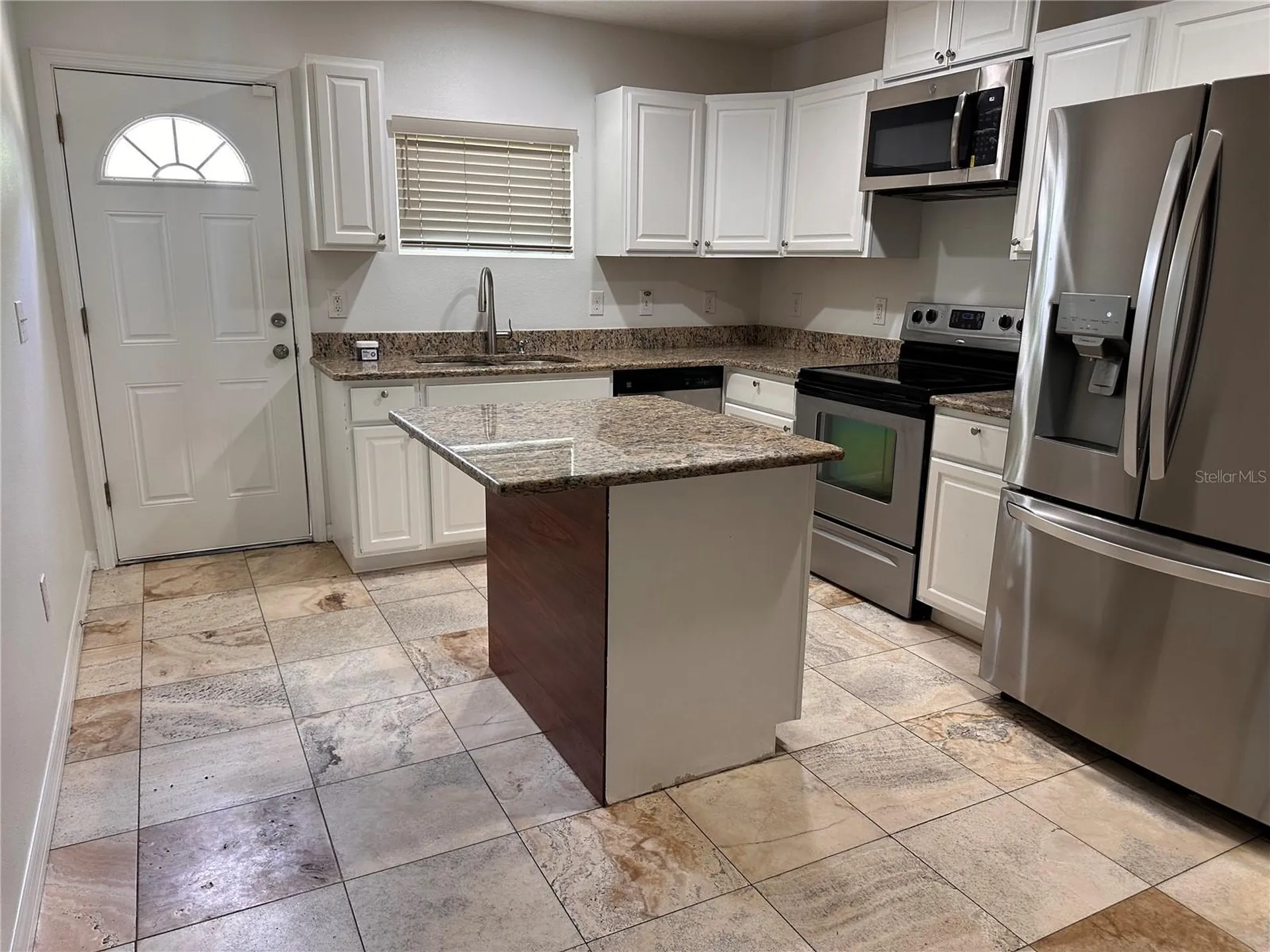 809 W Hiawatha Street Tampa FL 33604