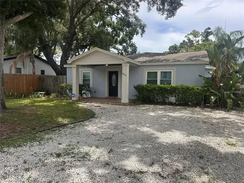 809 W Hiawatha Street Tampa FL 33604