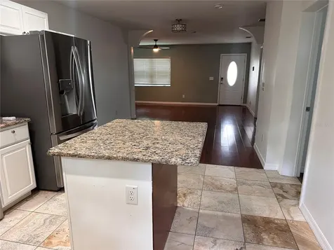 809 W Hiawatha Street Tampa FL 33604
