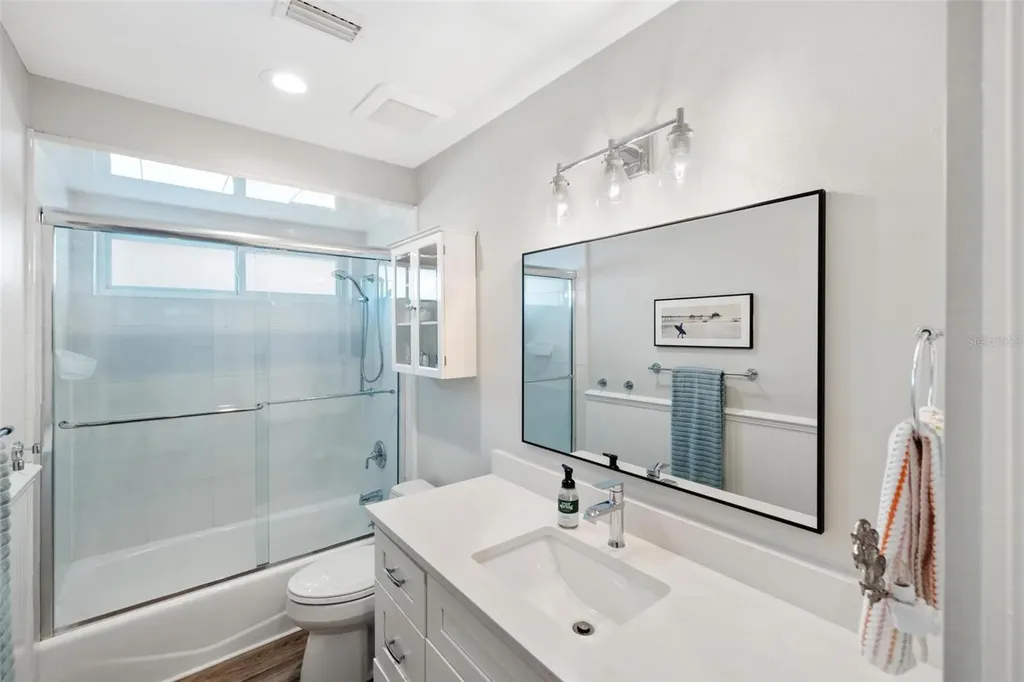 5121 Oxford Drive Sarasota FL 34242