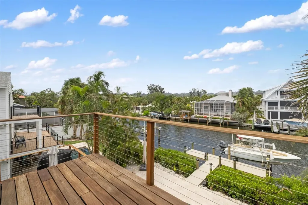 5121 Oxford Drive Sarasota FL 34242