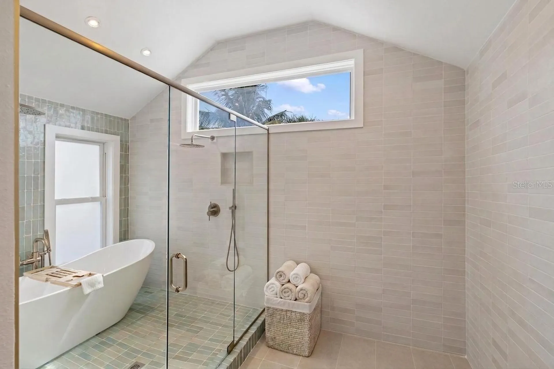 5121 Oxford Drive Sarasota FL 34242