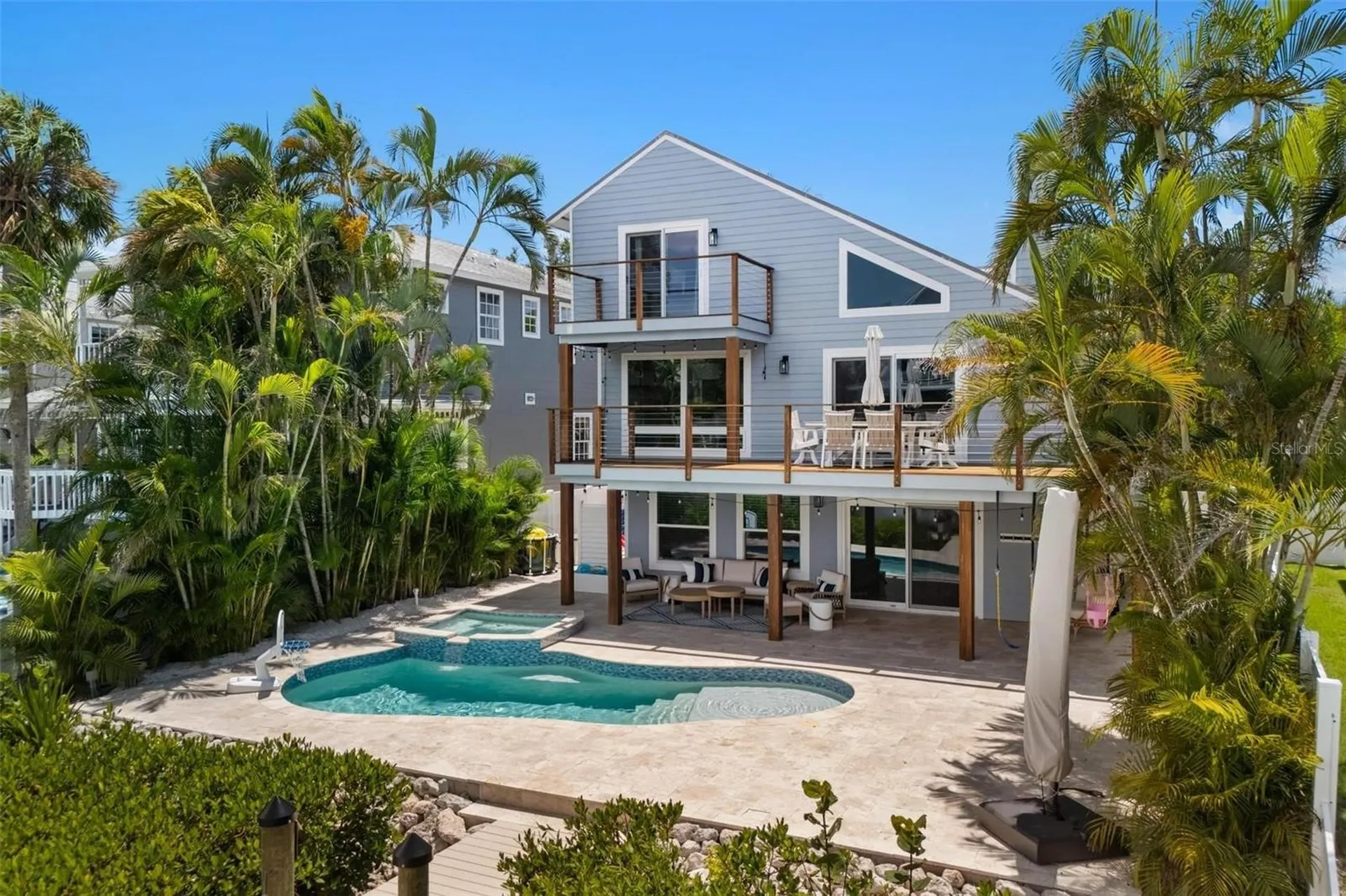 5121 Oxford Drive Sarasota FL 34242