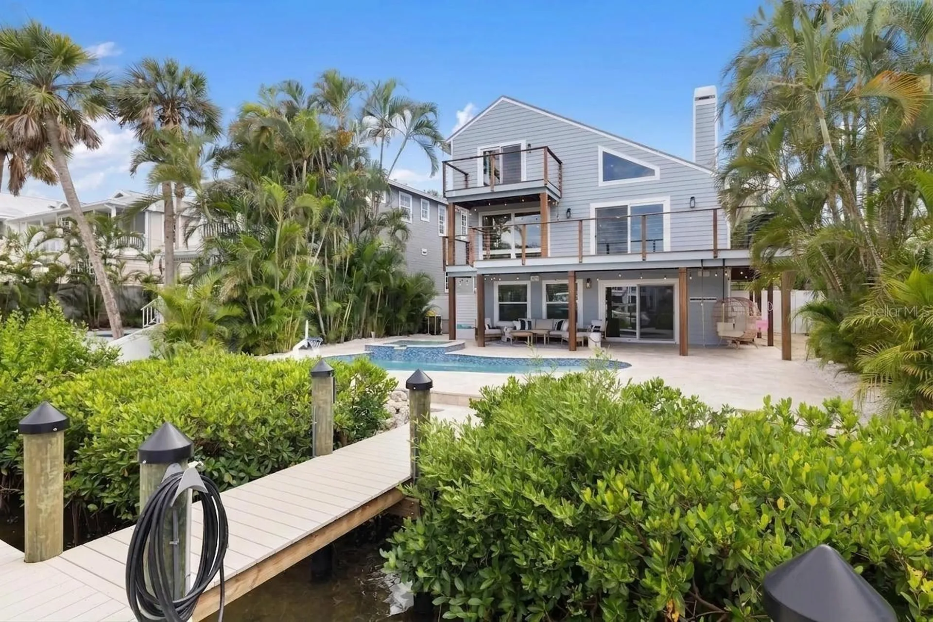 5121 Oxford Drive Sarasota FL 34242