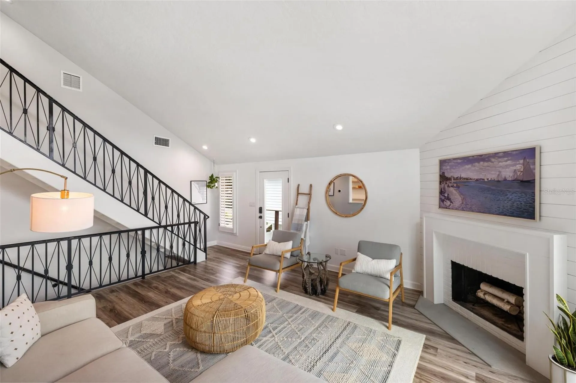 5121 Oxford Drive Sarasota FL 34242