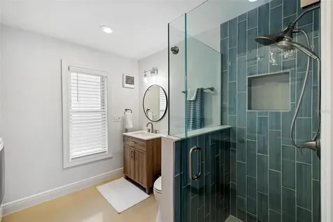 5121 Oxford Drive Sarasota FL 34242