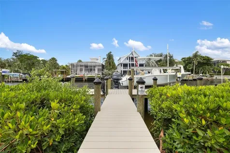 5121 Oxford Drive Sarasota FL 34242