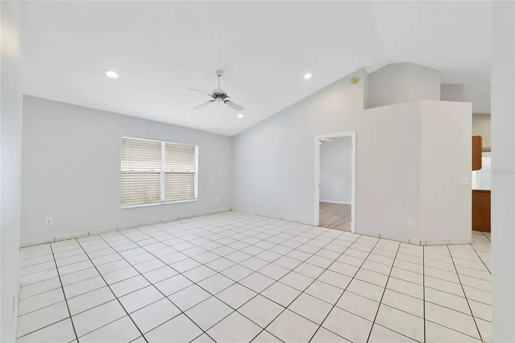 9752 Piney Point Circle Orlando FL 32825