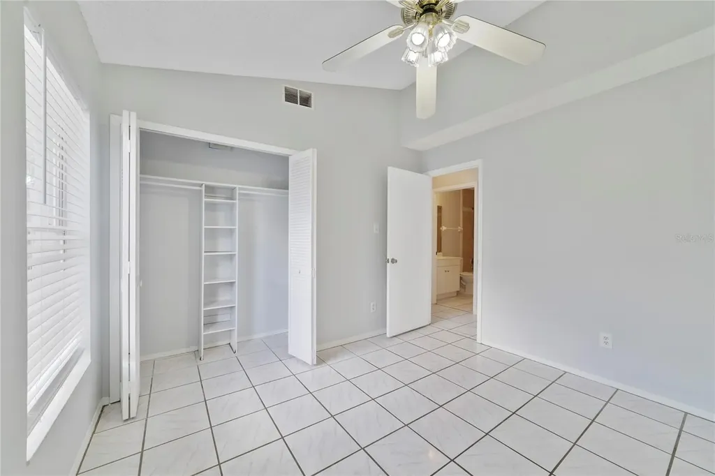 9752 Piney Point Circle Orlando FL 32825