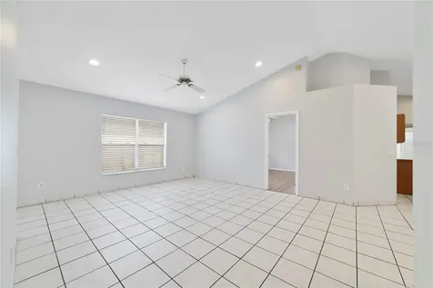 9752 Piney Point Circle Orlando FL 32825