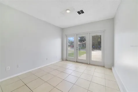 9752 Piney Point Circle Orlando FL 32825