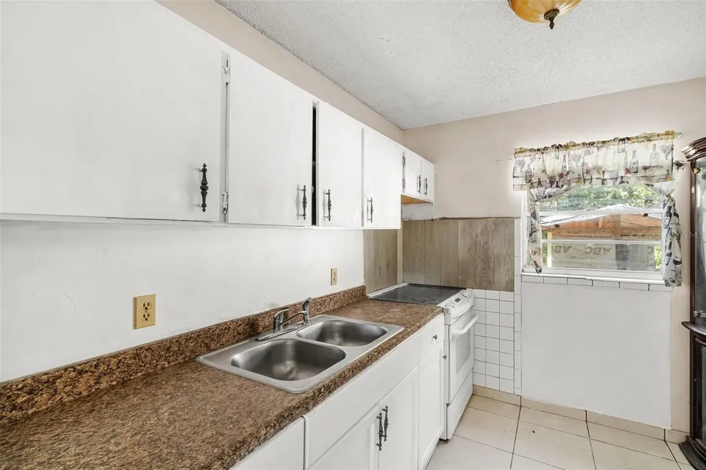 3805 S Tampa Avenue Orlando FL 32839
