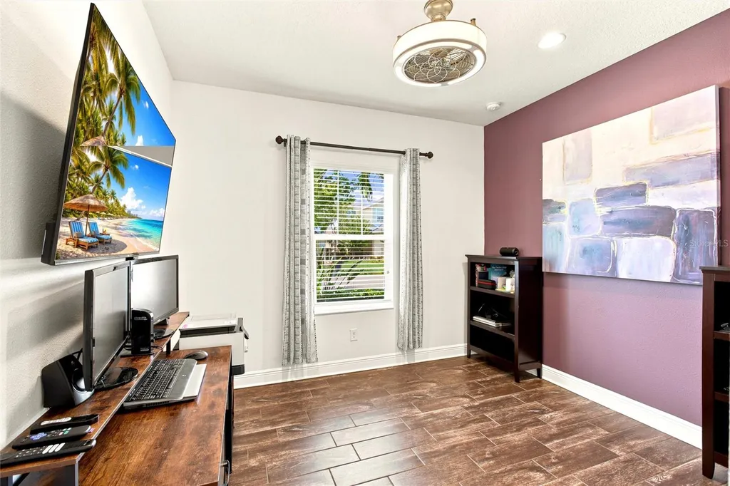 6109 Colmar Place Apollo Beach FL 33572