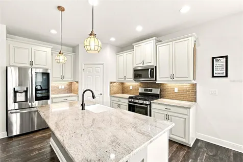 6109 Colmar Place Apollo Beach FL 33572
